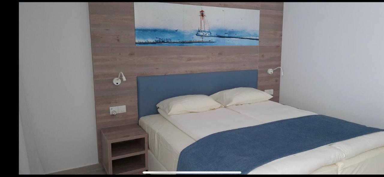 Hotel apartamentowy Karousos *